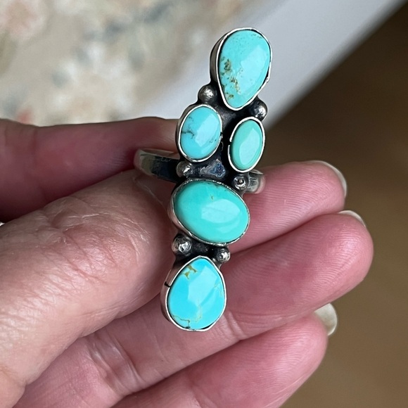 Navajo Turquoise Vintage Cluster Ring - Picture 12 of 12